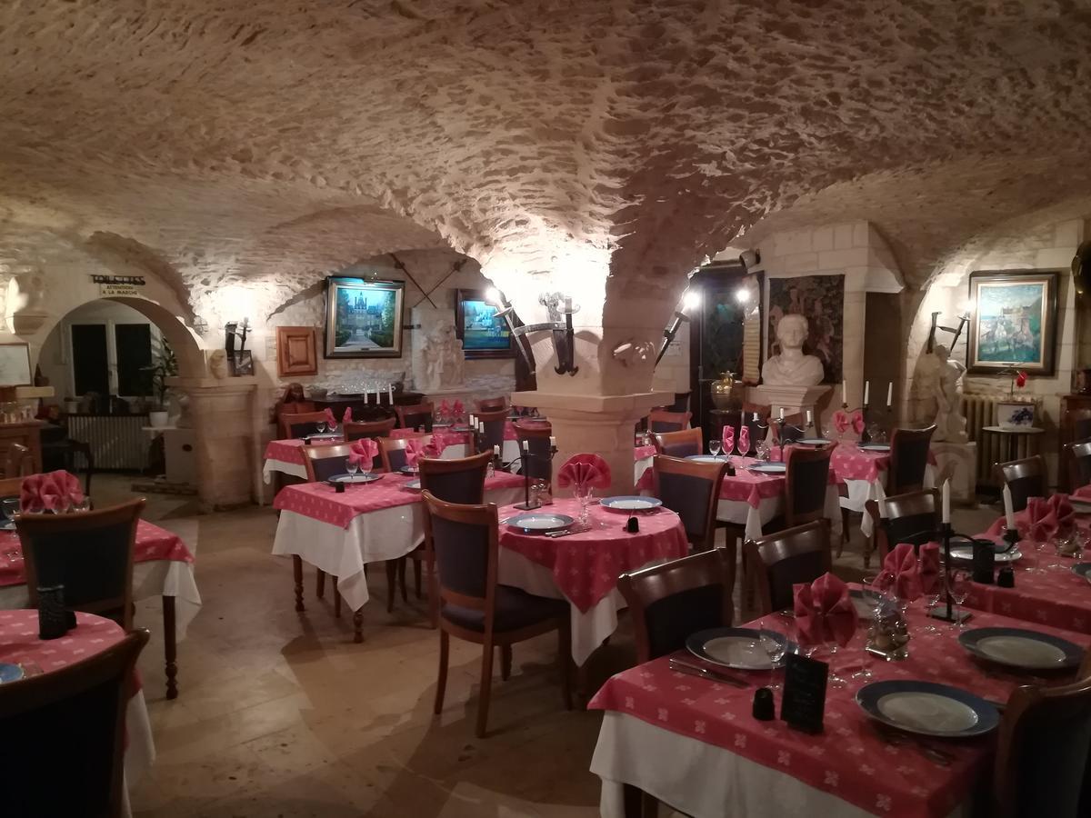 Hostellerie Saint Martin Creully sur Seulles Buitenkant foto