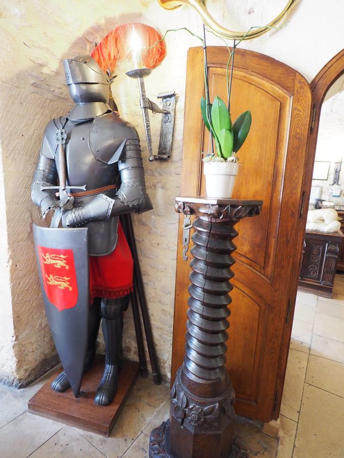Hostellerie Saint Martin Creully sur Seulles Buitenkant foto
