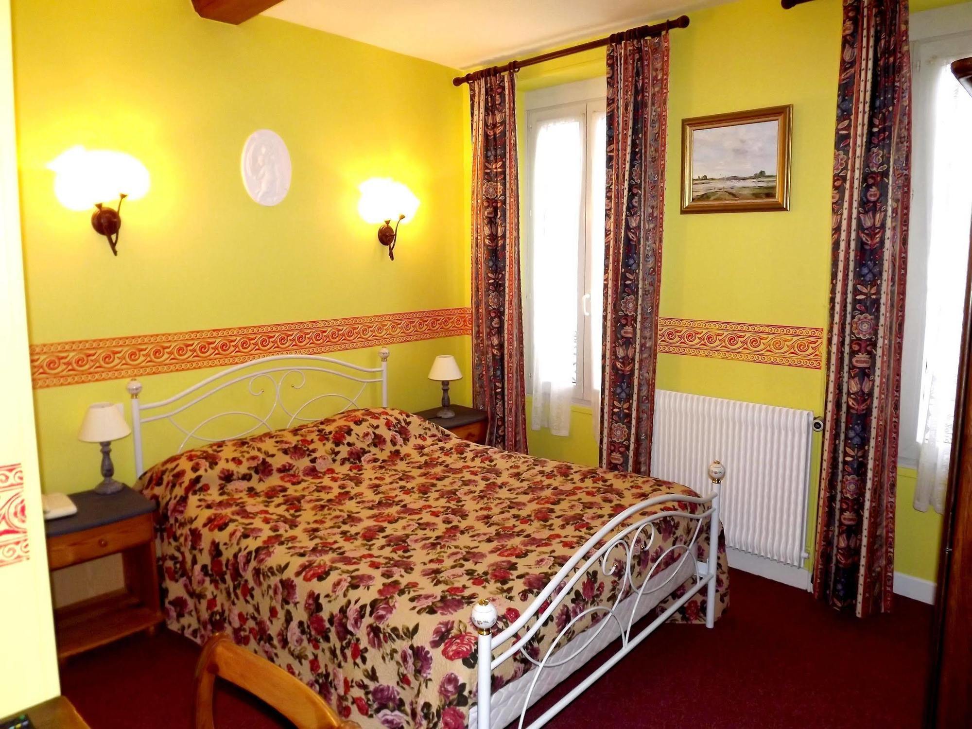 Hostellerie Saint Martin Creully sur Seulles Buitenkant foto