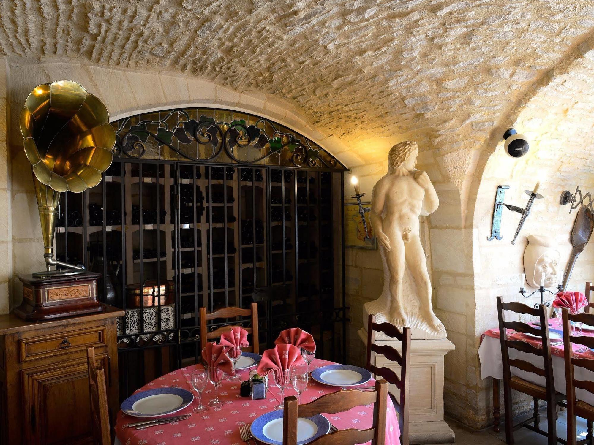 Hostellerie Saint Martin Creully sur Seulles Buitenkant foto